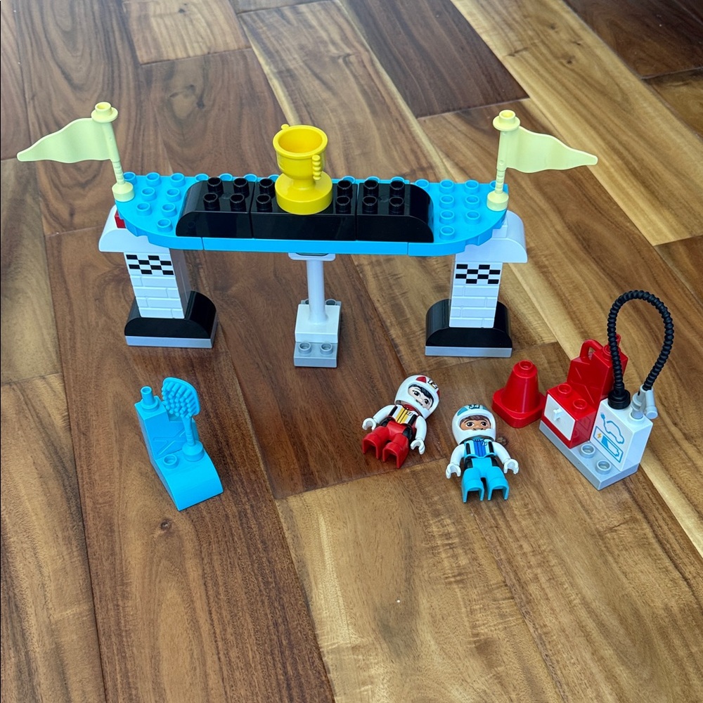 Duplo Racing Adventure set